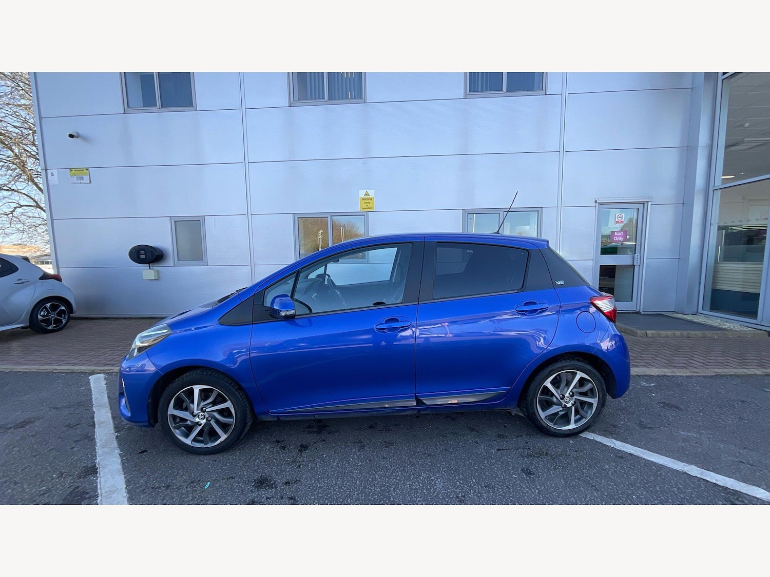 Used Toyota Yaris for sale - 78063085: Photo 19