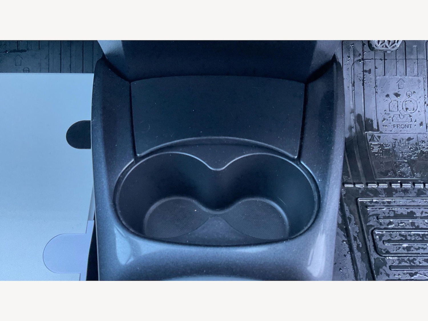 Used Toyota Yaris for sale - 78063085: Photo 28