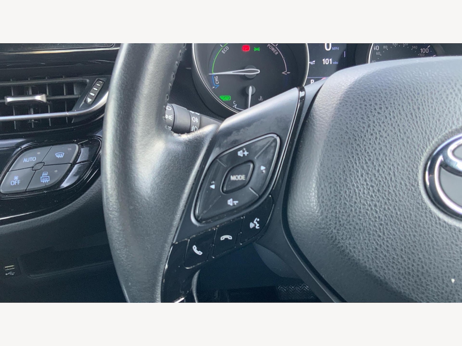 Used Toyota C-HR 2023 for sale - 77101958: Photo 23