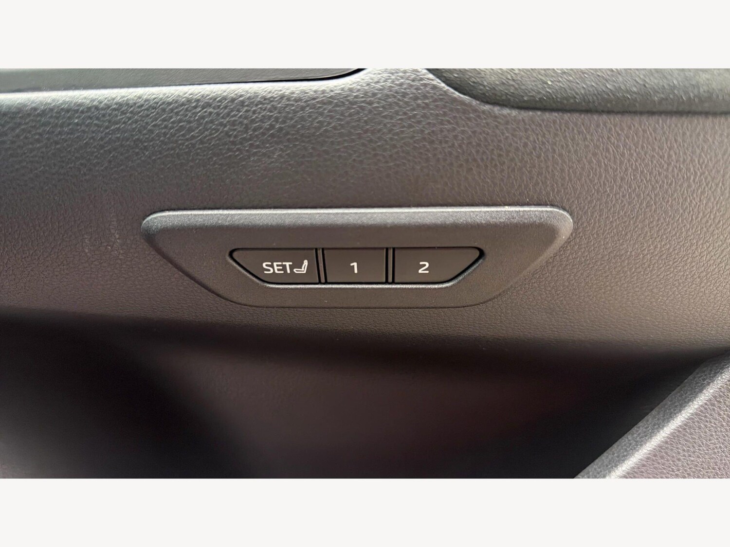 Used Toyota C-HR for sale - 78147718: Photo 26