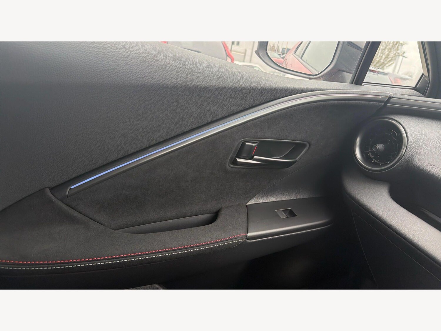 Used Toyota C-HR for sale - 78147718: Photo 36