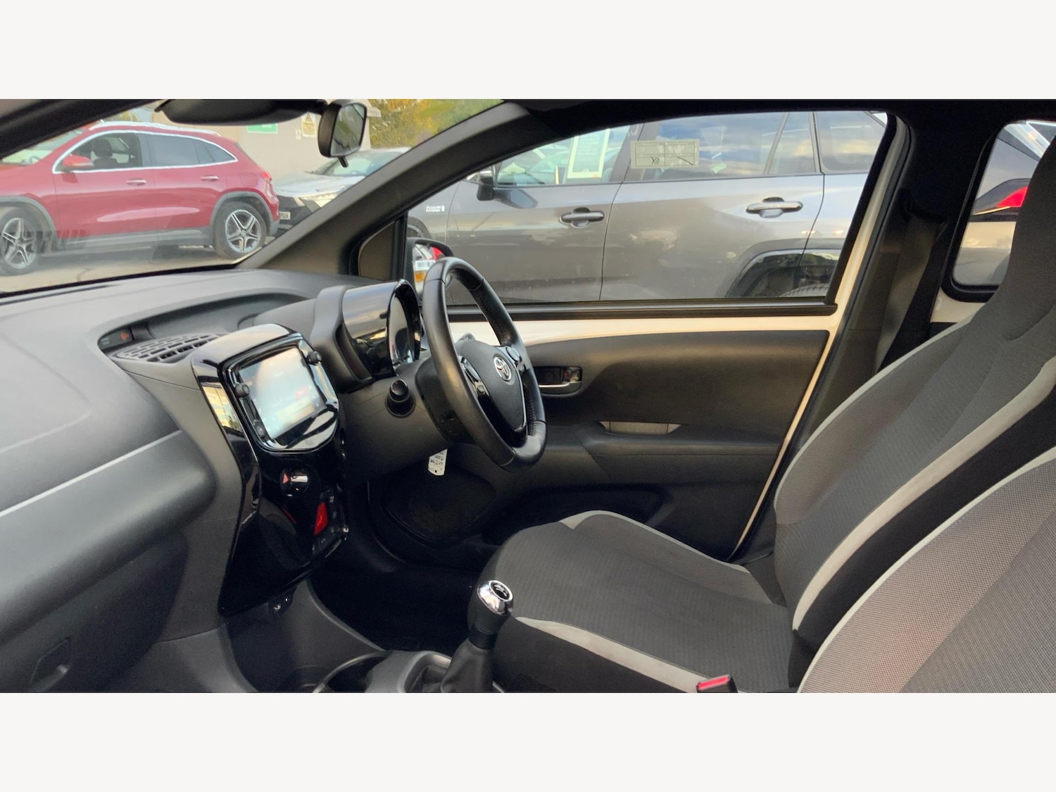 Used Toyota AYGO 2021 for sale - 76689477: Photo 12