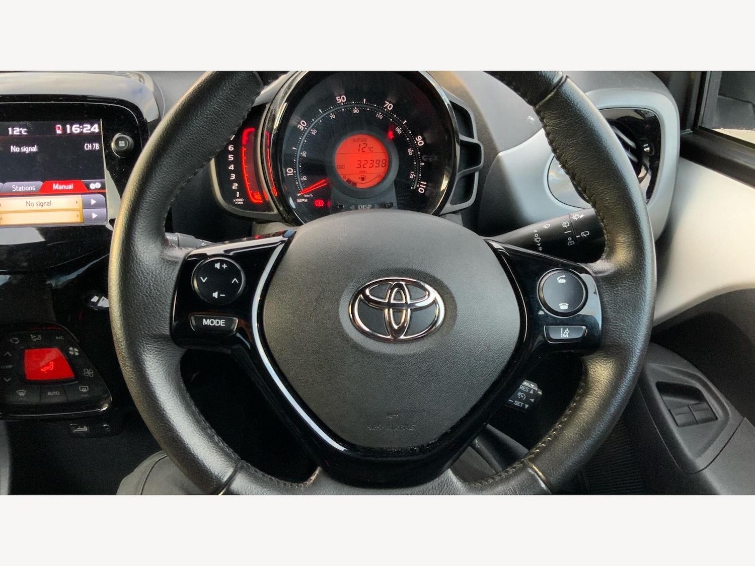 Used Toyota AYGO 2021 for sale - 76689477: Photo 8