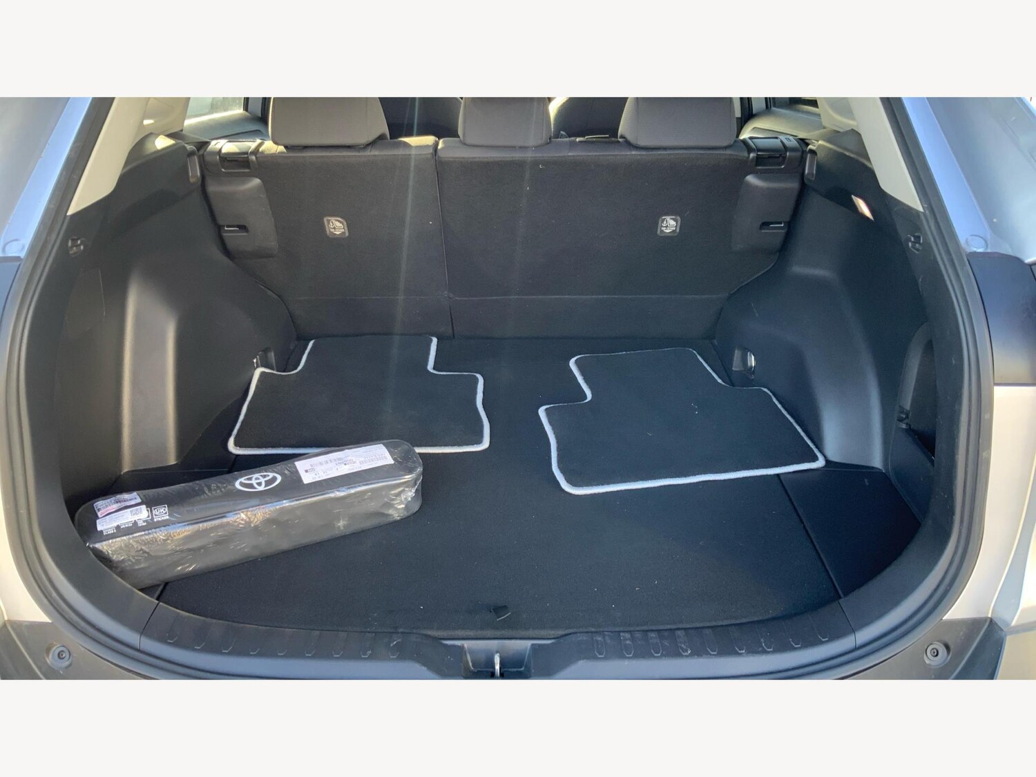 Used Toyota RAV4 2022 for sale - 76633998: Photo 16