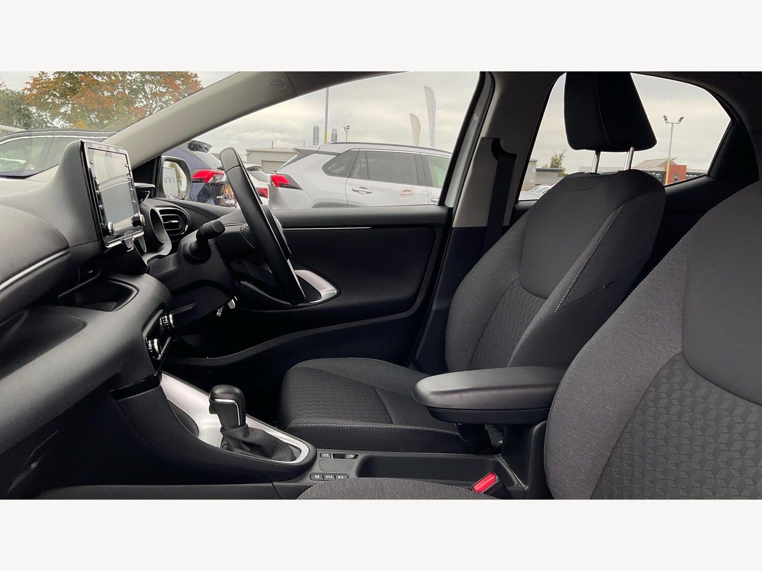 Used Toyota Yaris 2023 for sale - 76159045: Photo 12