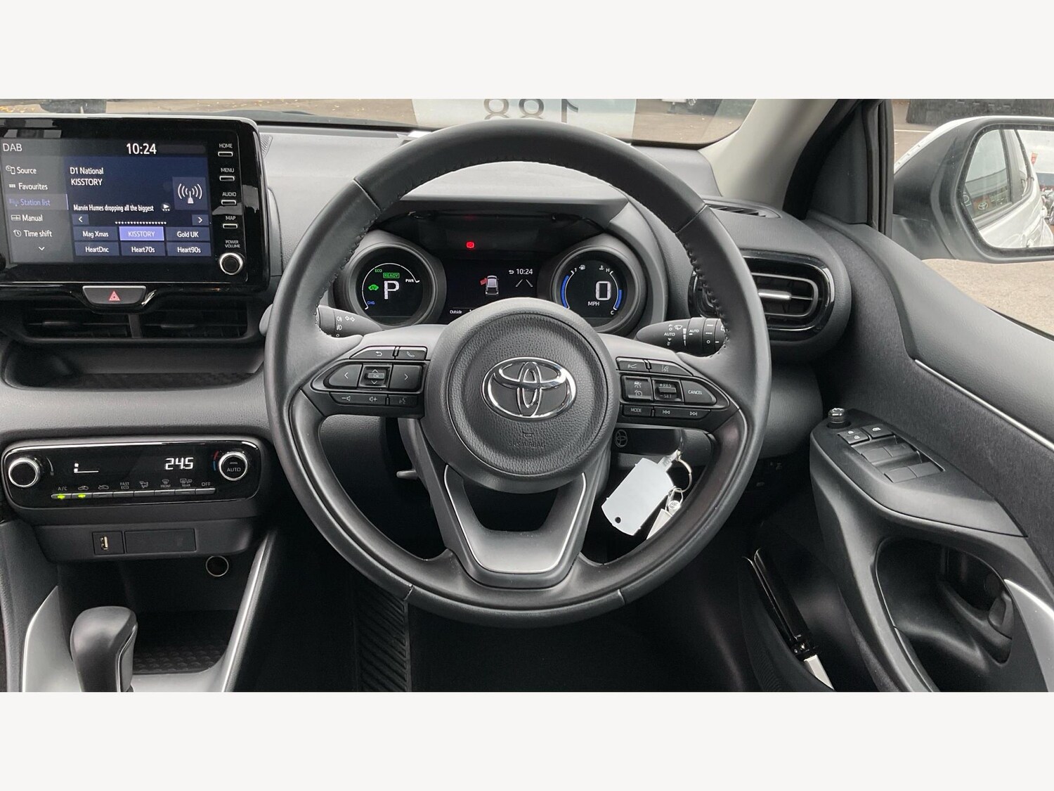 Used Toyota Yaris 2023 for sale - 76159045: Photo 8