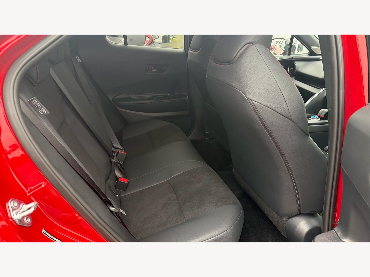 Used Toyota C-HR 2025 for sale - 77939335: Photo 14