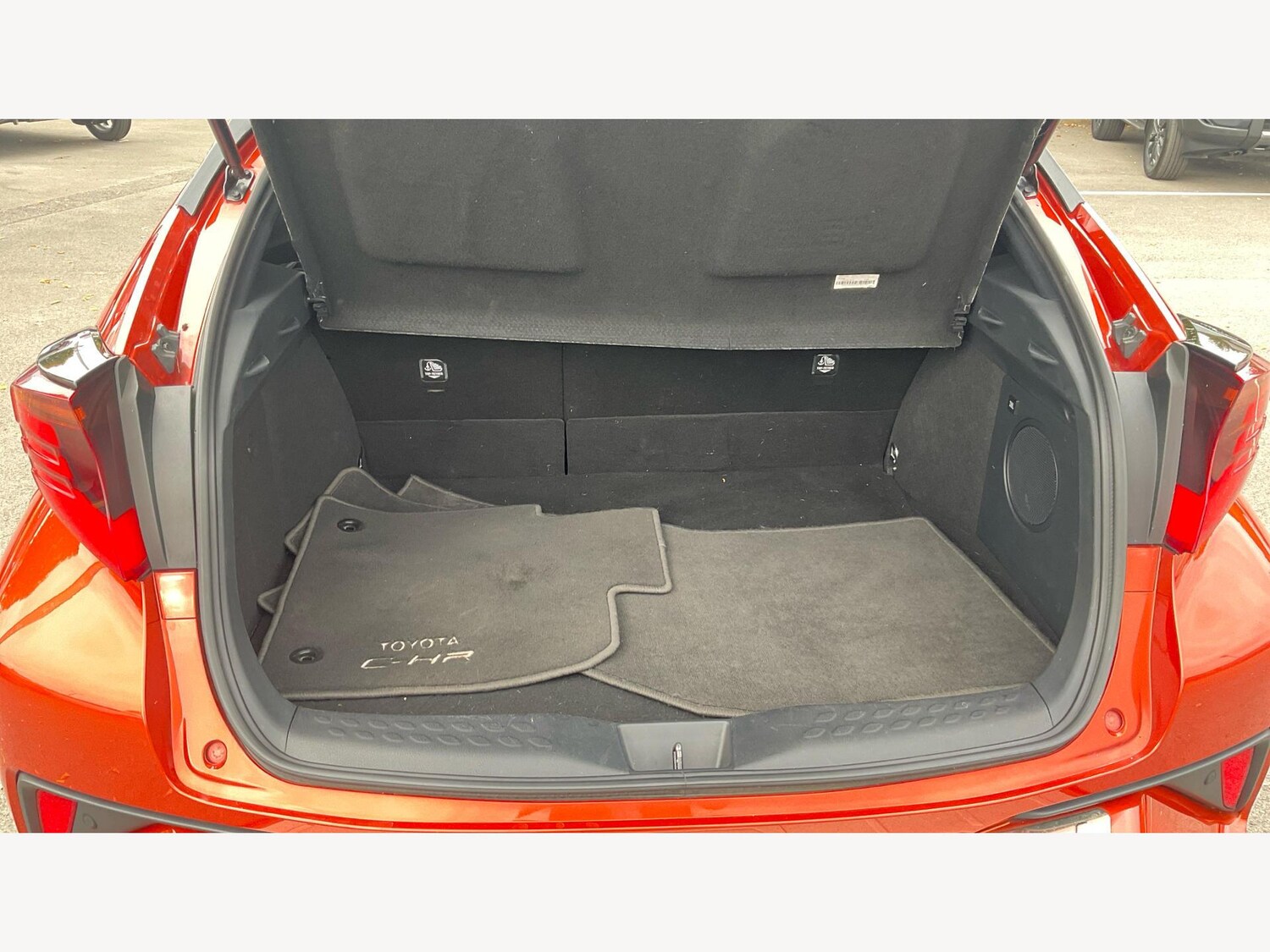 Used Toyota C-HR 2020 for sale - 76251211: Photo 16