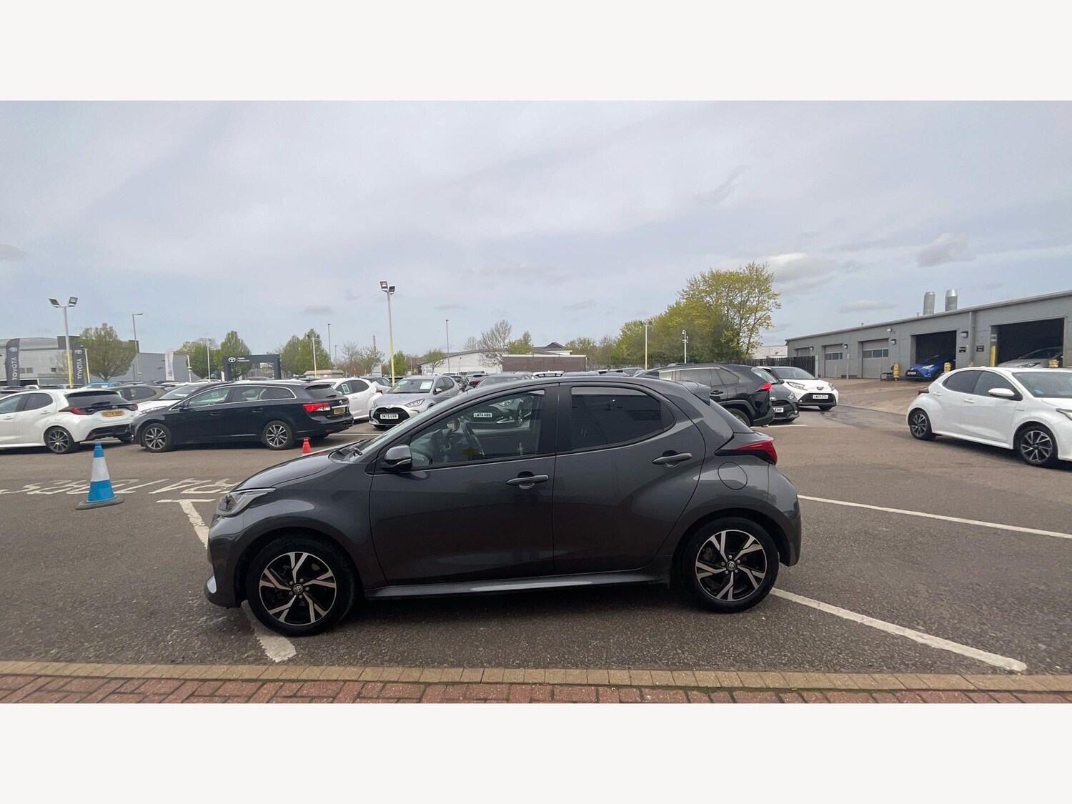 Used Toyota Yaris for sale - 78214780: Photo 26