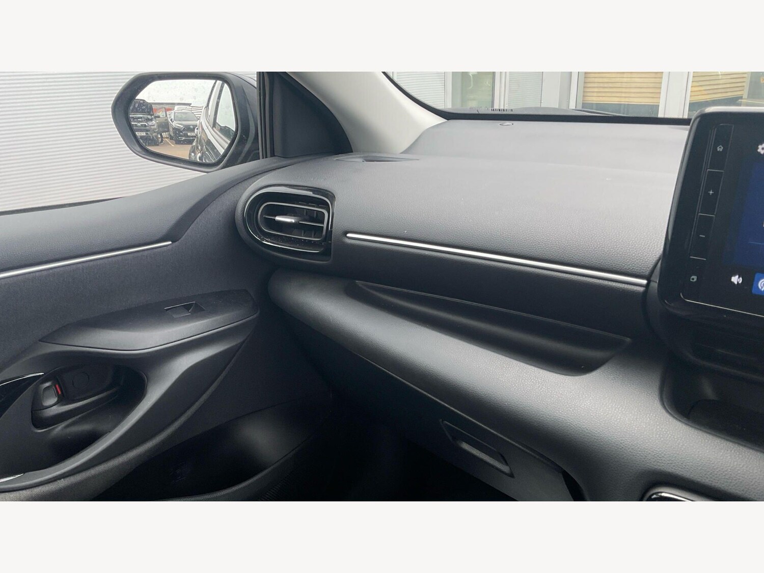 Used Toyota Yaris for sale - 78214780: Photo 29