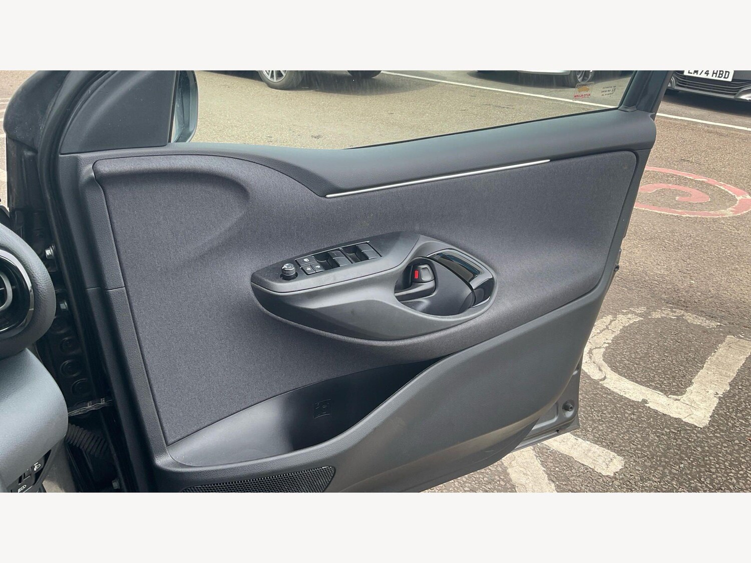 Used Toyota Yaris for sale - 78214780: Photo 31