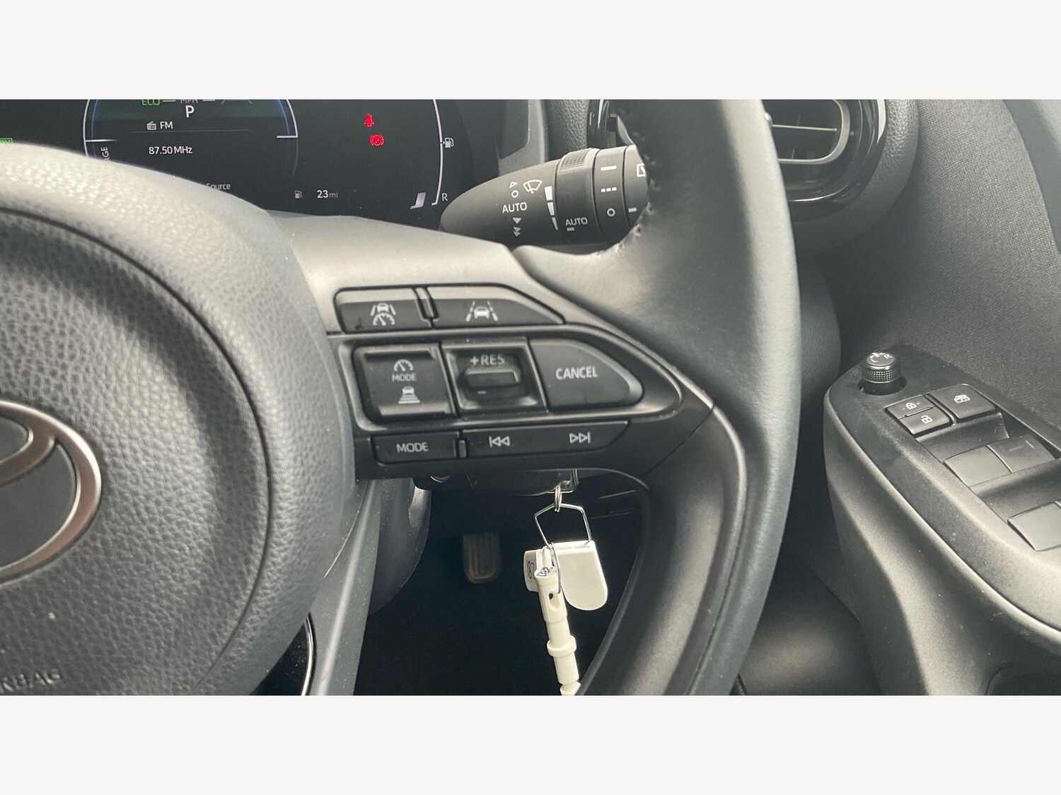 Used Toyota Yaris for sale - 78214780: Photo 34