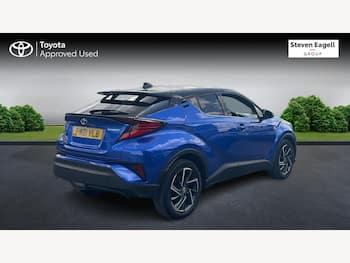 Used Toyota C-HR 2021 for sale - 79676774: Photo
