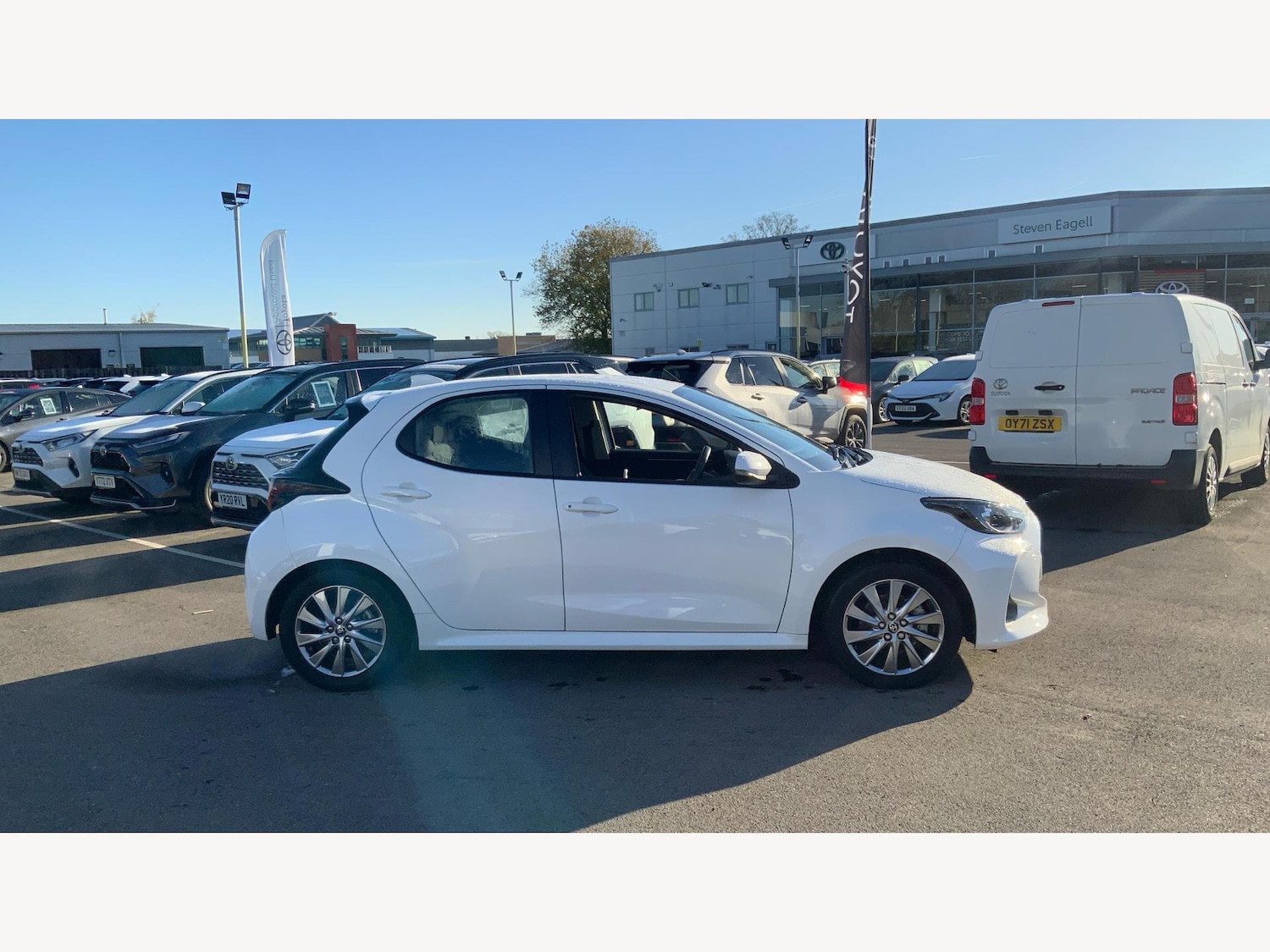 Used Toyota Yaris 2023 for sale - 76666500: Photo 18