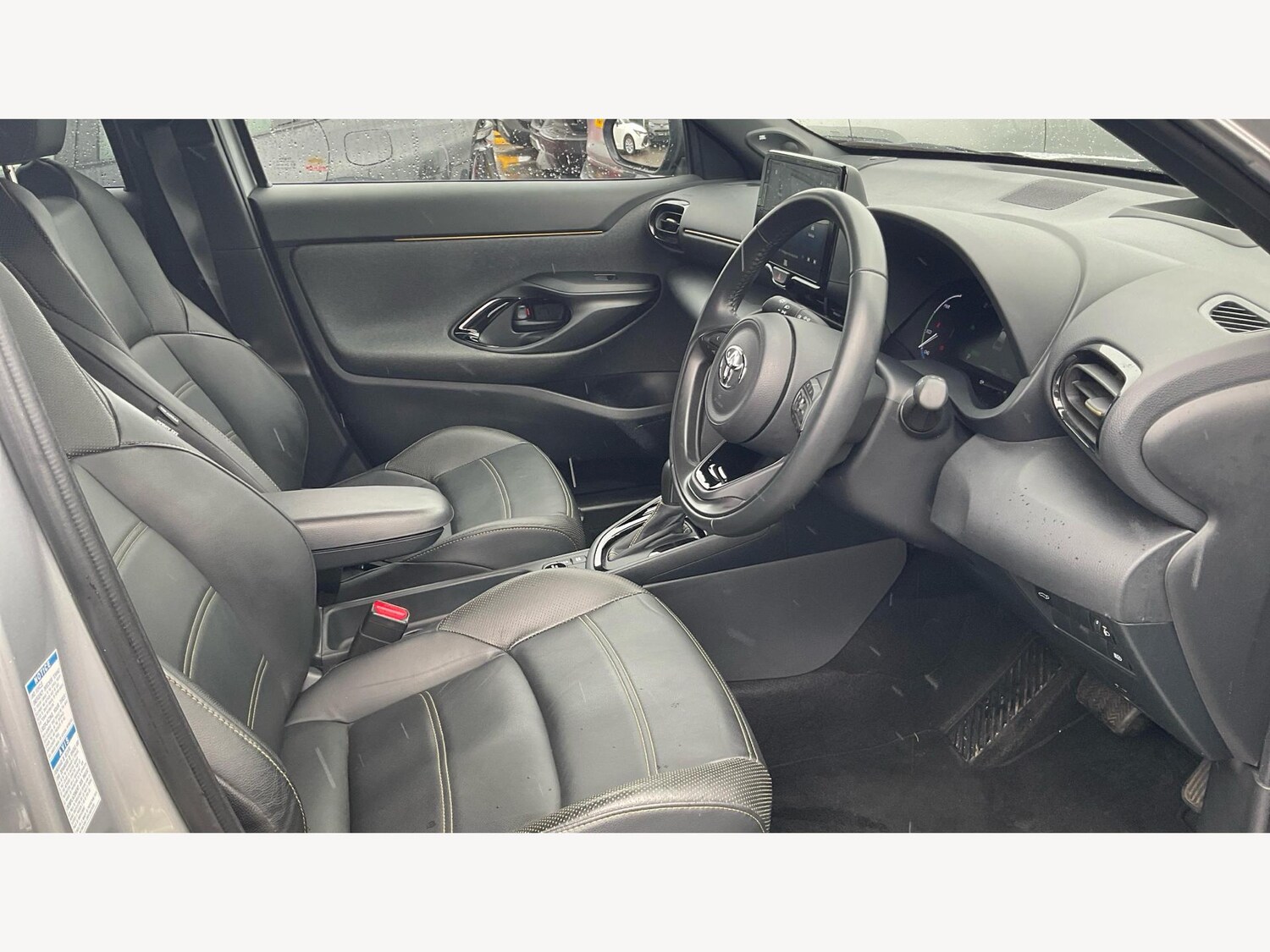 Used Toyota Yaris Cross for sale - 77575201: Photo 13