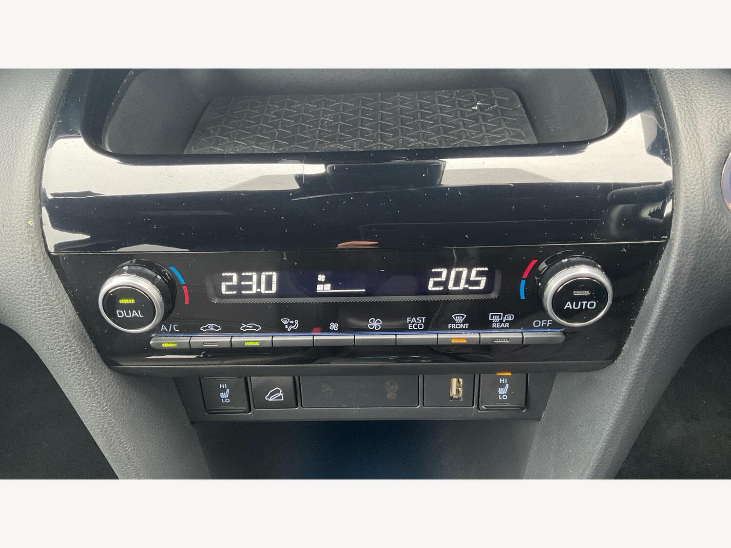 Used Toyota Yaris Cross for sale - 77575201: Photo 22