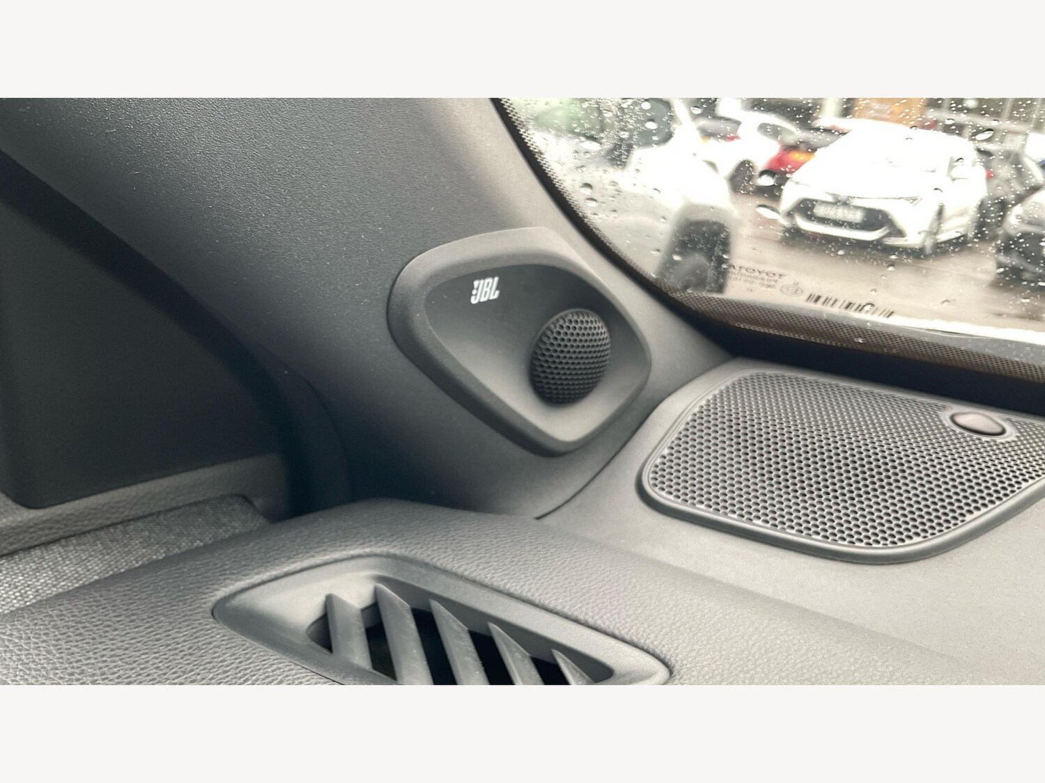 Used Toyota Yaris Cross for sale - 77575201: Photo 29