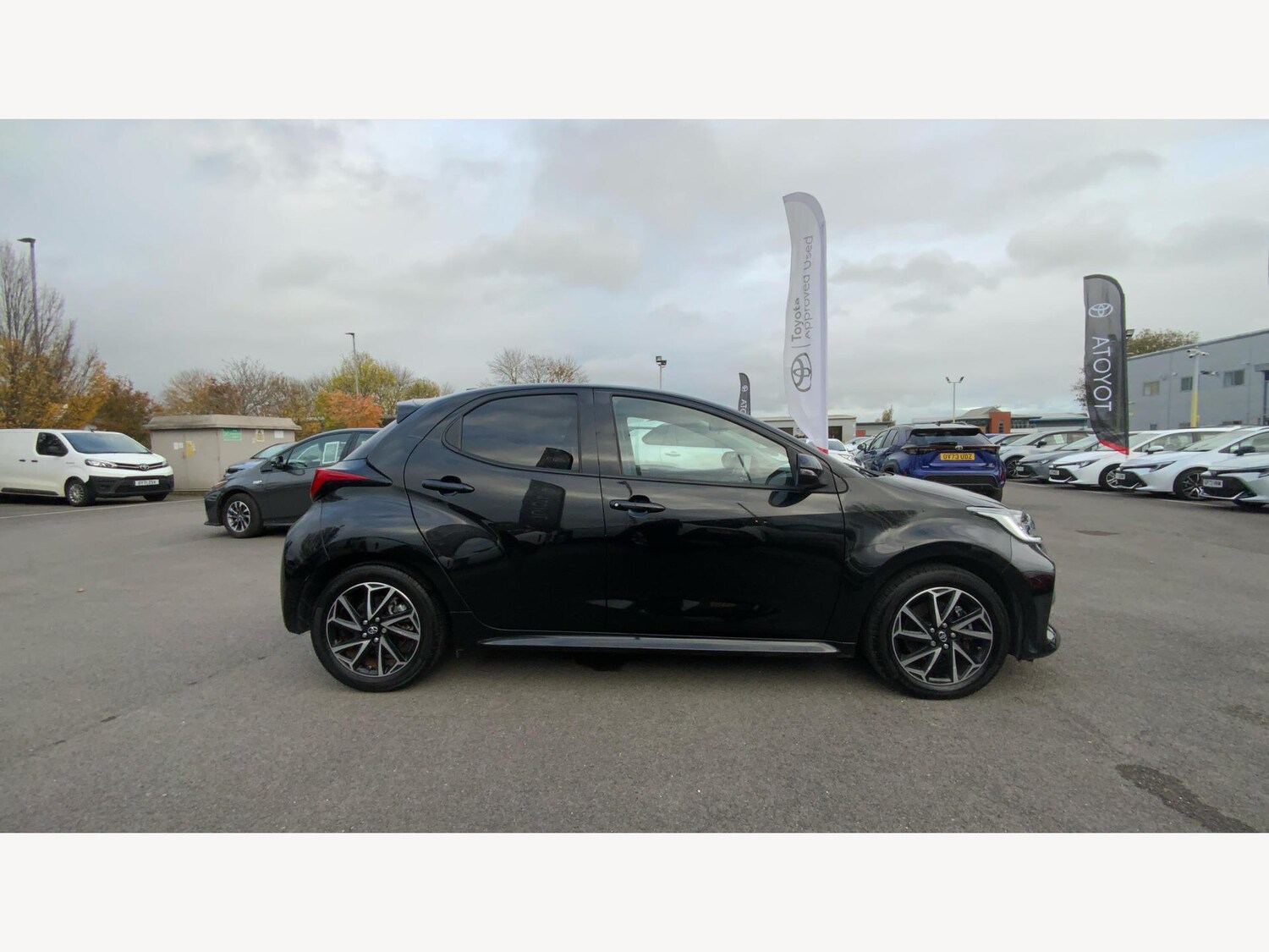 Used Toyota Yaris 2022 for sale - 77216002: Photo 18