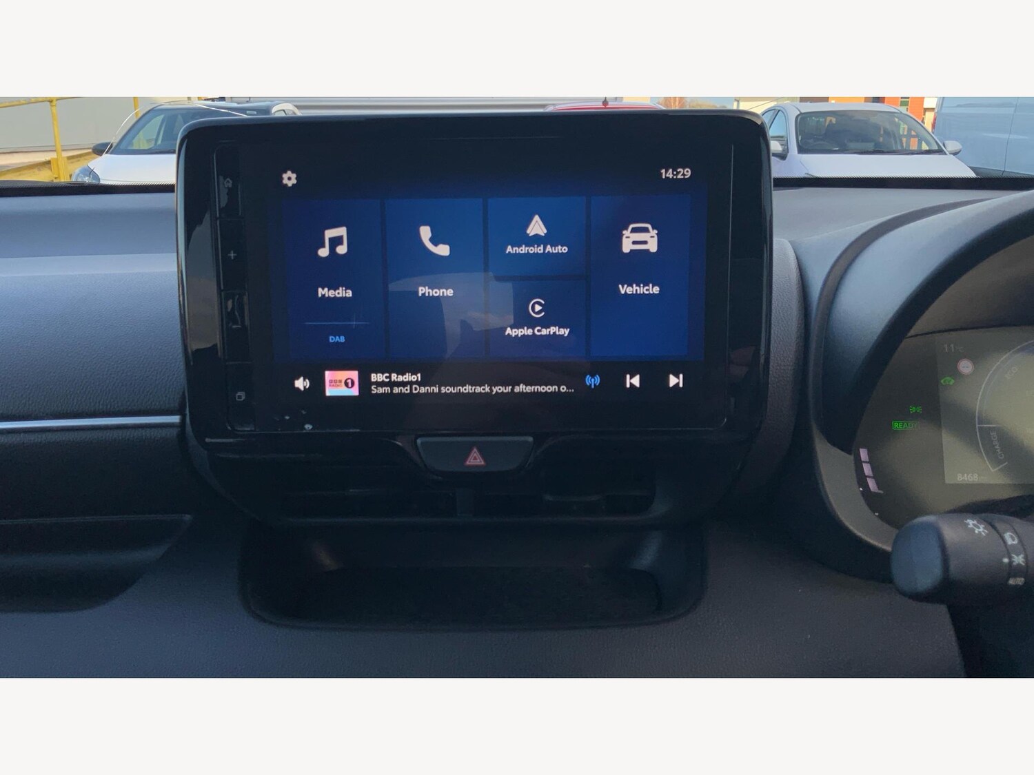 Used Toyota Yaris 2024 for sale - 77255242: Photo 9