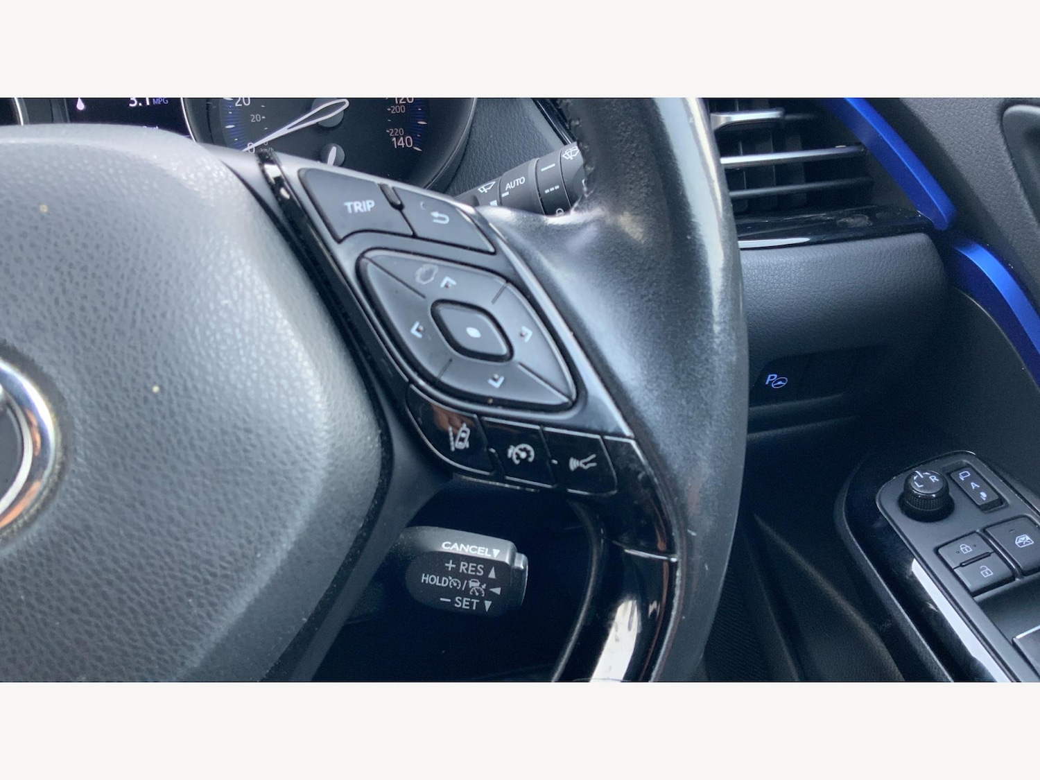 Used Toyota C-HR 2020 for sale - 77524911: Photo 24