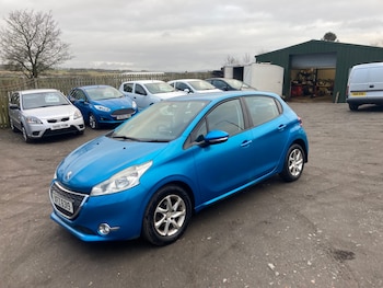 Used Peugeot 208 2013 for sale - 77691953: Photo