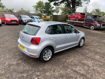 Used Volkswagen Polo 2014 for sale - 78776914: Photo