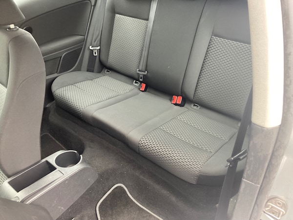 Used Volkswagen Golf 2009 for sale - 76243192: Photo 8