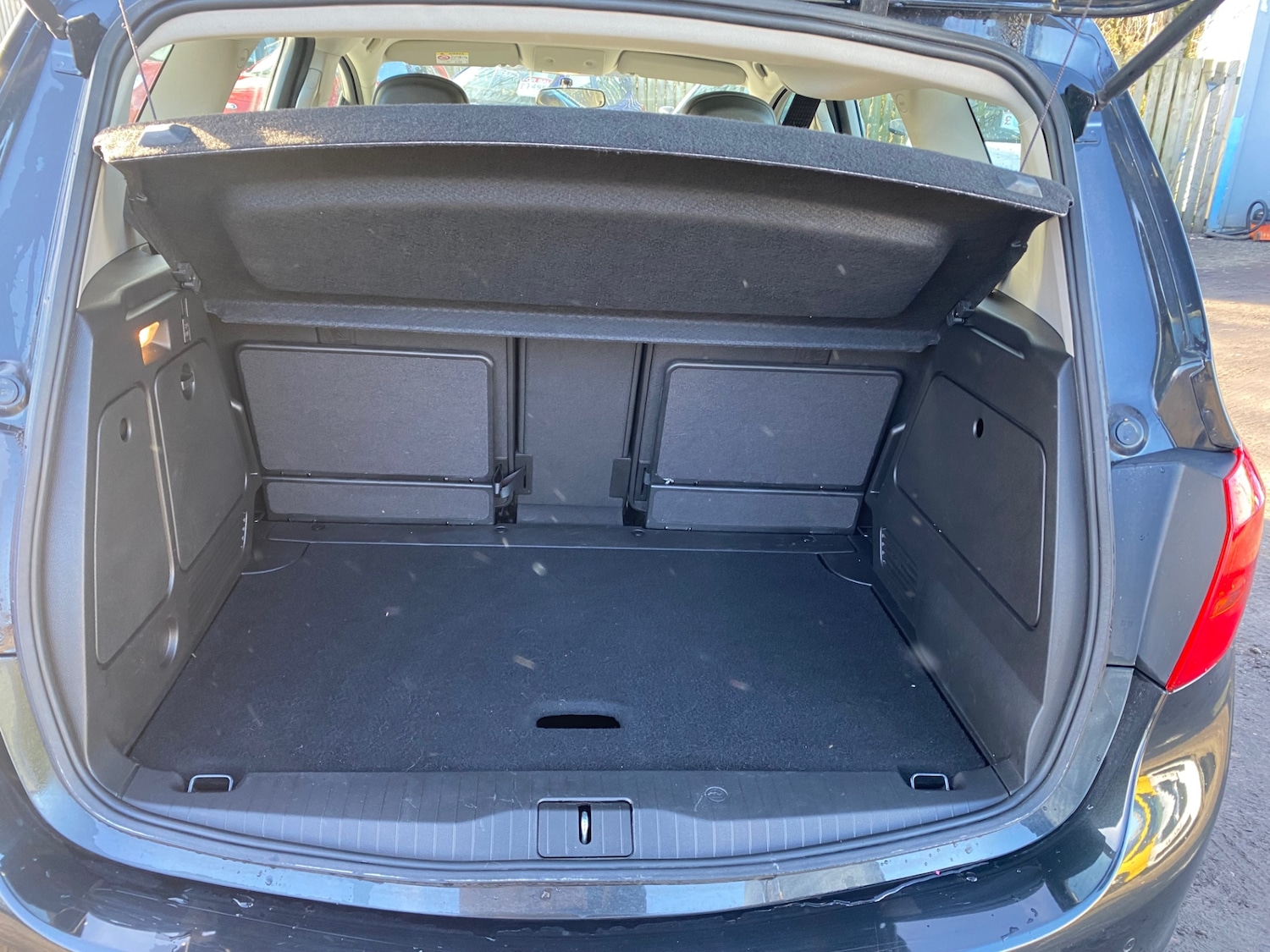 Used Vauxhall Meriva 2015 for sale - 77579846: Photo 9