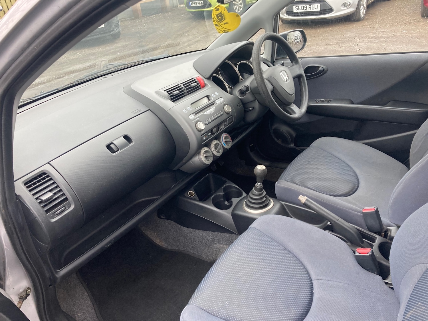 Used Honda Jazz 2005 for sale - 77136446: Photo 7