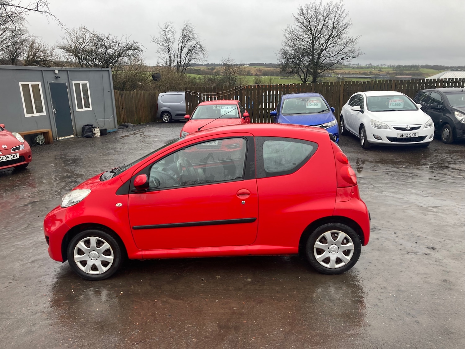 Used Peugeot 107 2011 for sale - 77342554: Photo 2