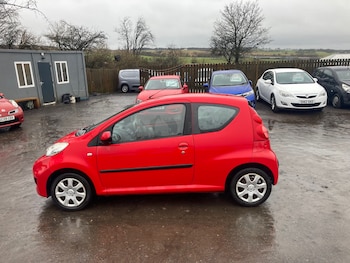 Used Peugeot 107 2011 for sale - 77342554: Photo