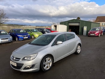 Used Vauxhall Astra 2012 for sale - 77272539: Photo