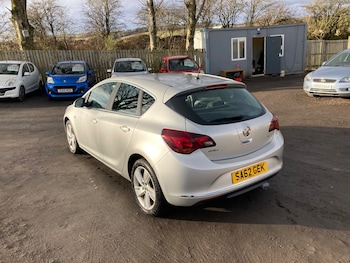 Used Vauxhall Astra 2012 for sale - 77272539: Photo