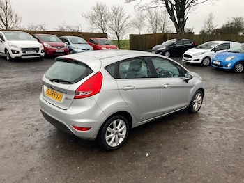 Used Ford Fiesta 2009 for sale - 77090243: Photo