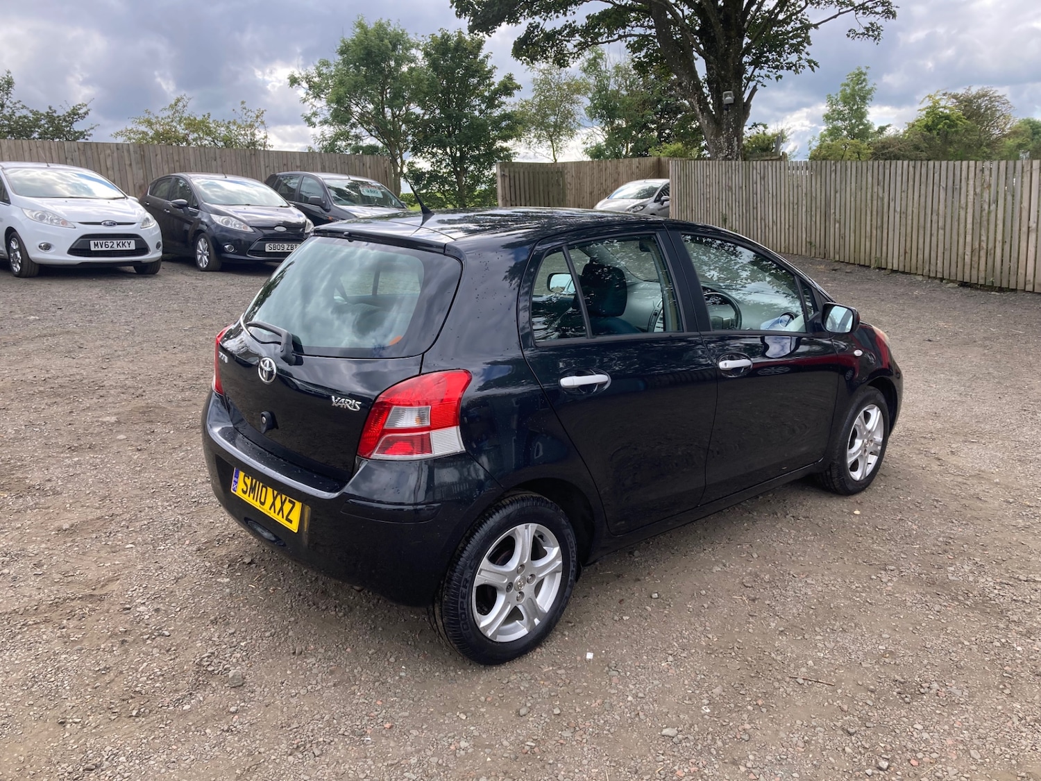 Used Toyota Yaris 2010 for sale - 76531085: Photo 4