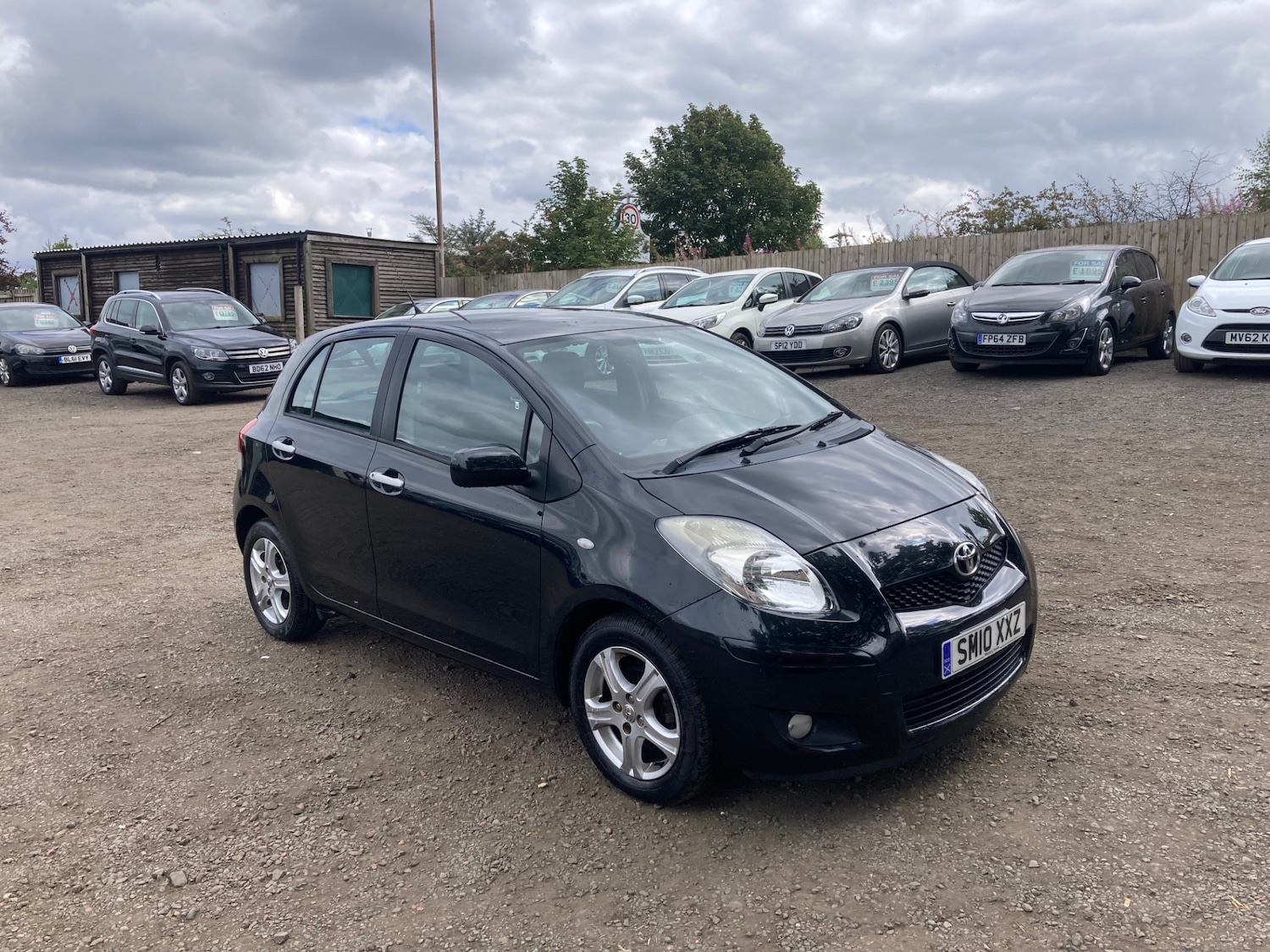 Used Toyota Yaris 2010 for sale - 76531085: Photo 5