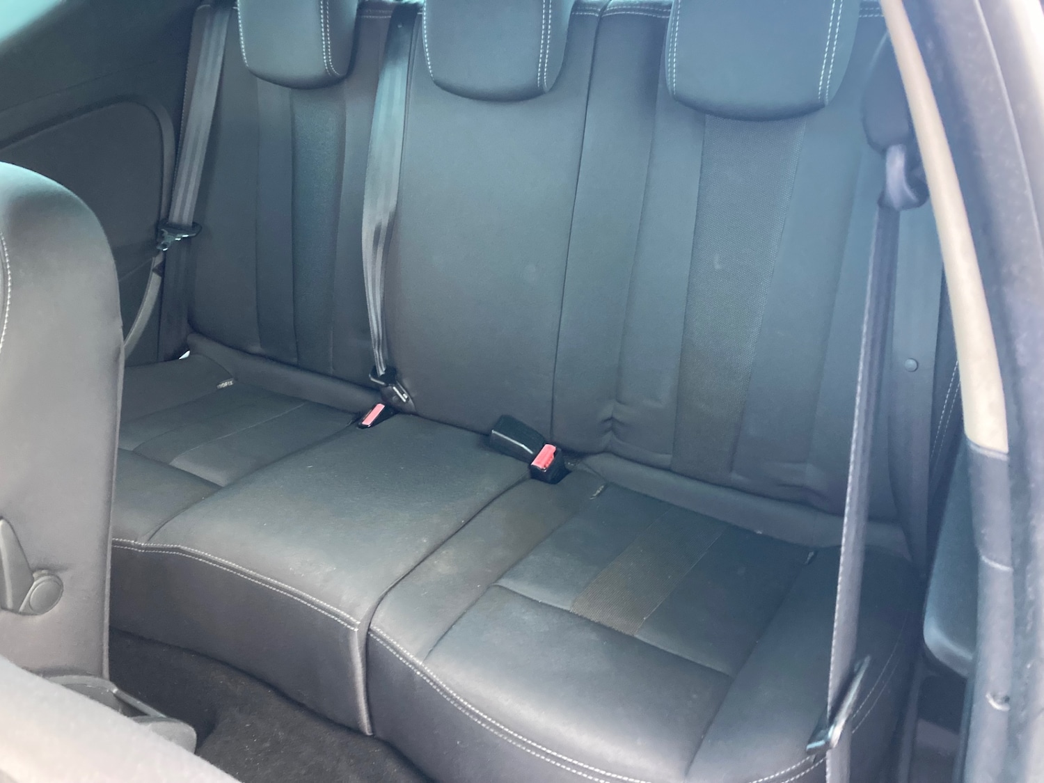 Used Renault Megane 2011 for sale - 77052186: Photo 8