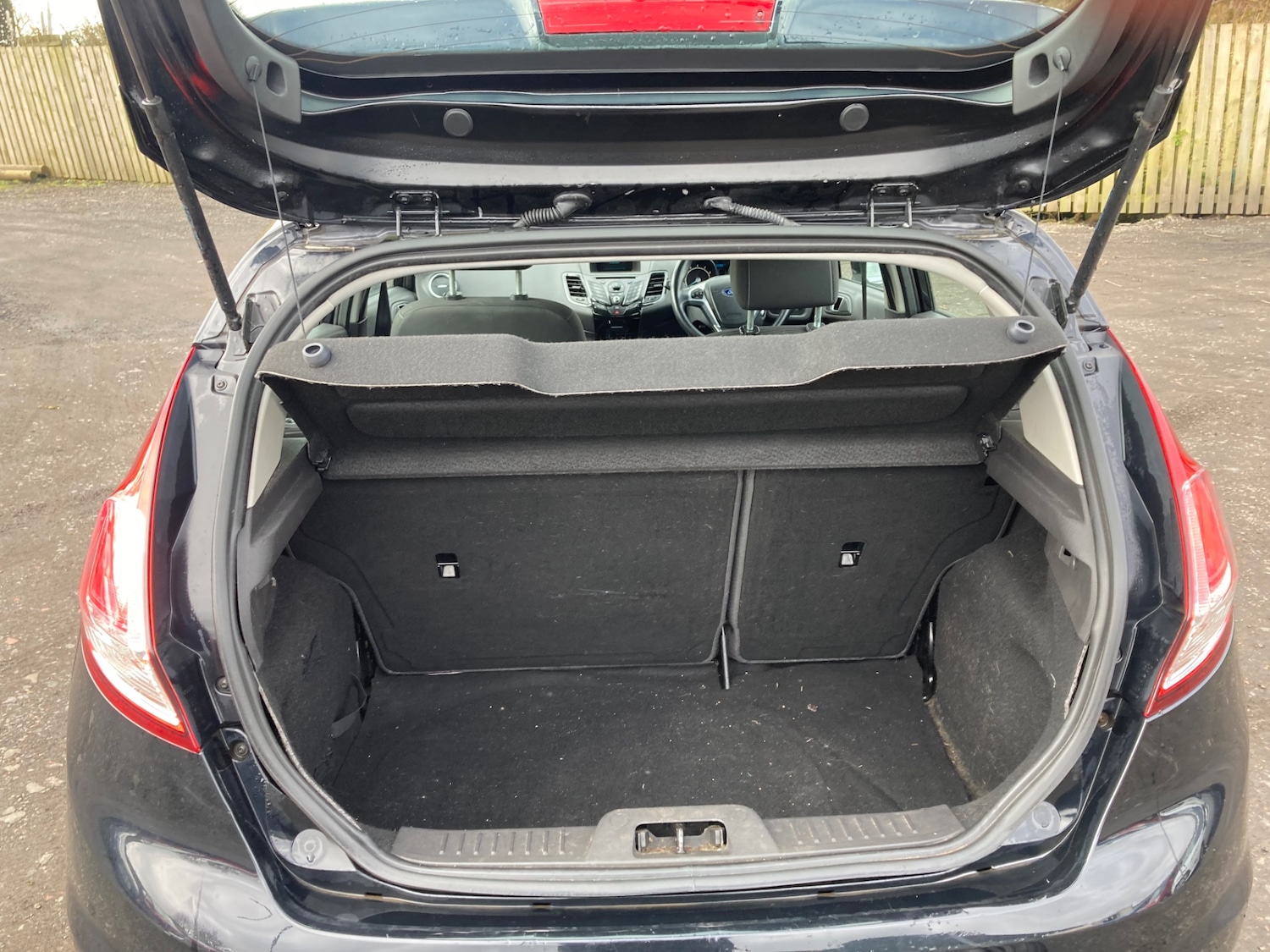 Used Ford Fiesta 2014 for sale - 78145709: Photo 9