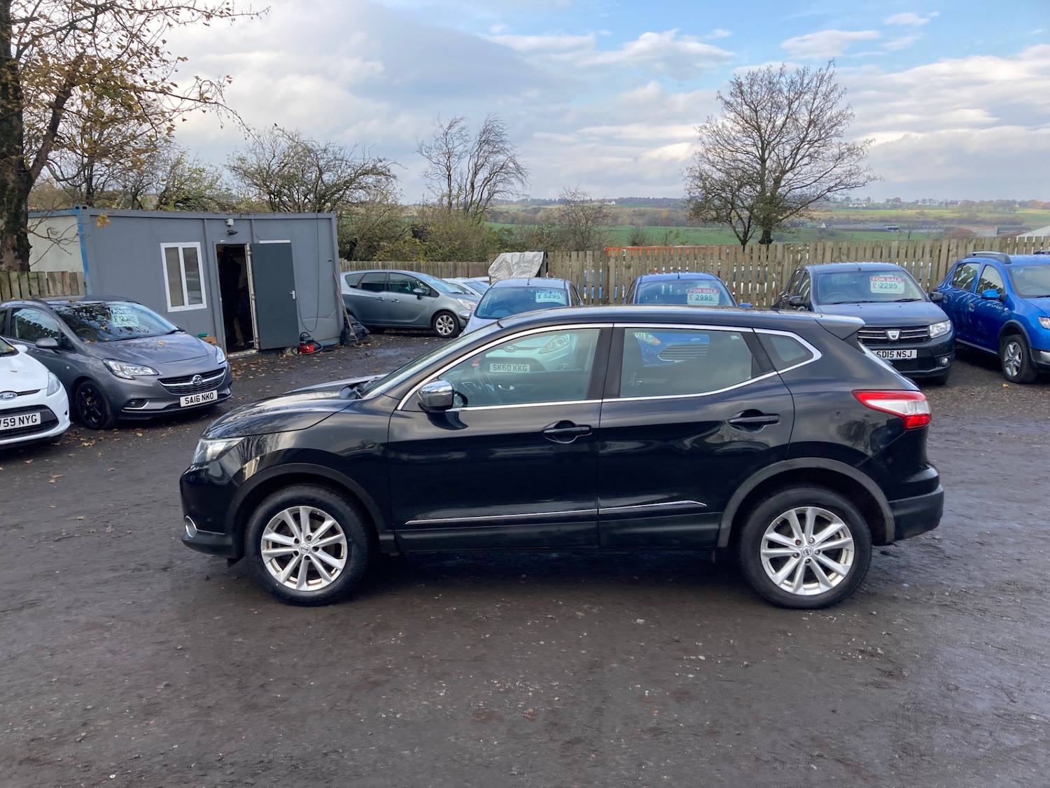 Used Nissan Qashqai 2014 for sale - 76491852: Photo 2