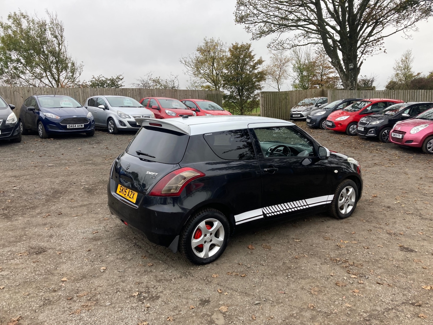 Used Suzuki Swift 2015 for sale - 76392440: Photo 4