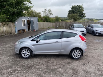 Used Ford Fiesta 2010 for sale - 79423475: Photo