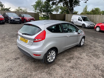 Used Ford Fiesta 2010 for sale - 79423475: Photo