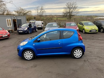 Used Peugeot 107 2013 for sale - 77385460: Photo