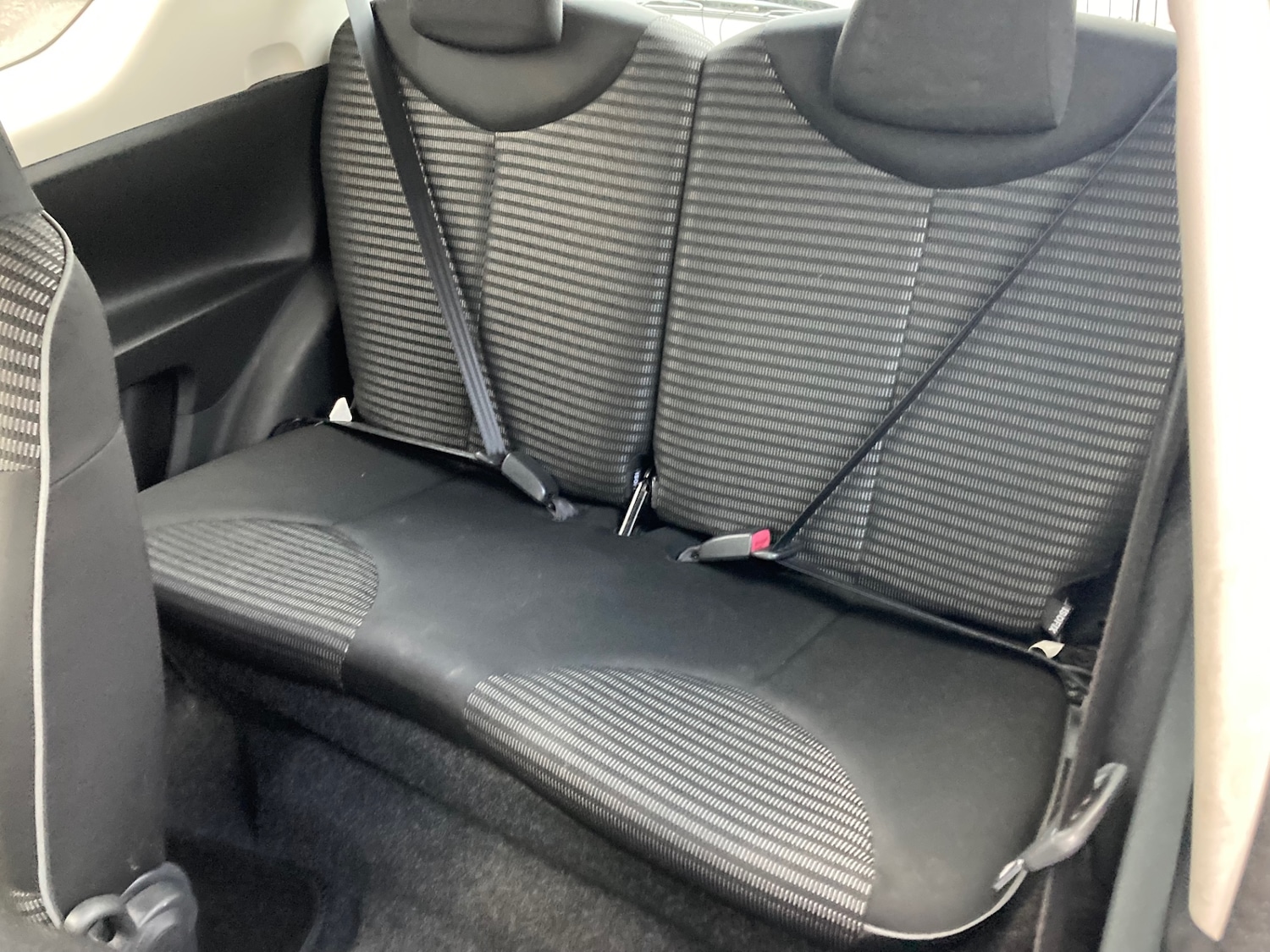 Used Peugeot 107 2013 for sale - 77385460: Photo 9