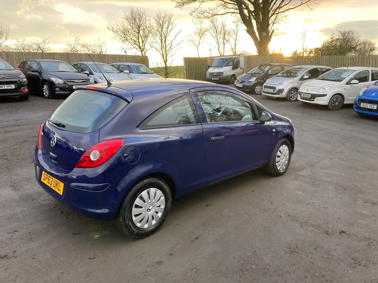 Used Vauxhall Corsa 2013 for sale - 77365396: Photo 4