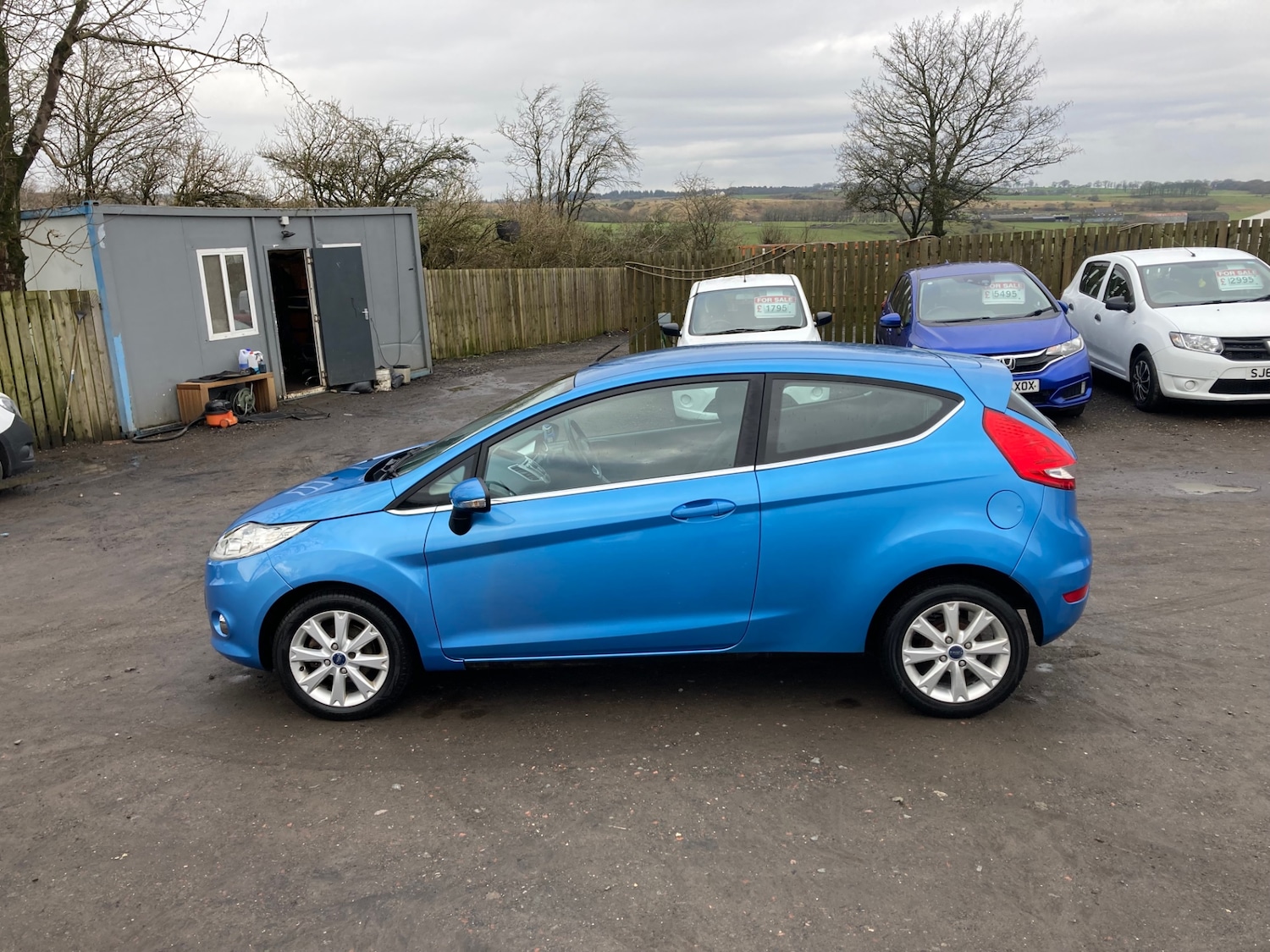 Used Ford Fiesta 2010 for sale - 77661900: Photo 2