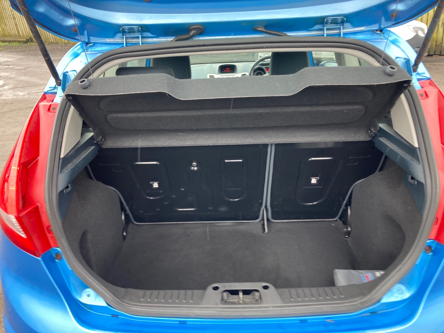 Used Ford Fiesta 2010 for sale - 77661900: Photo 9