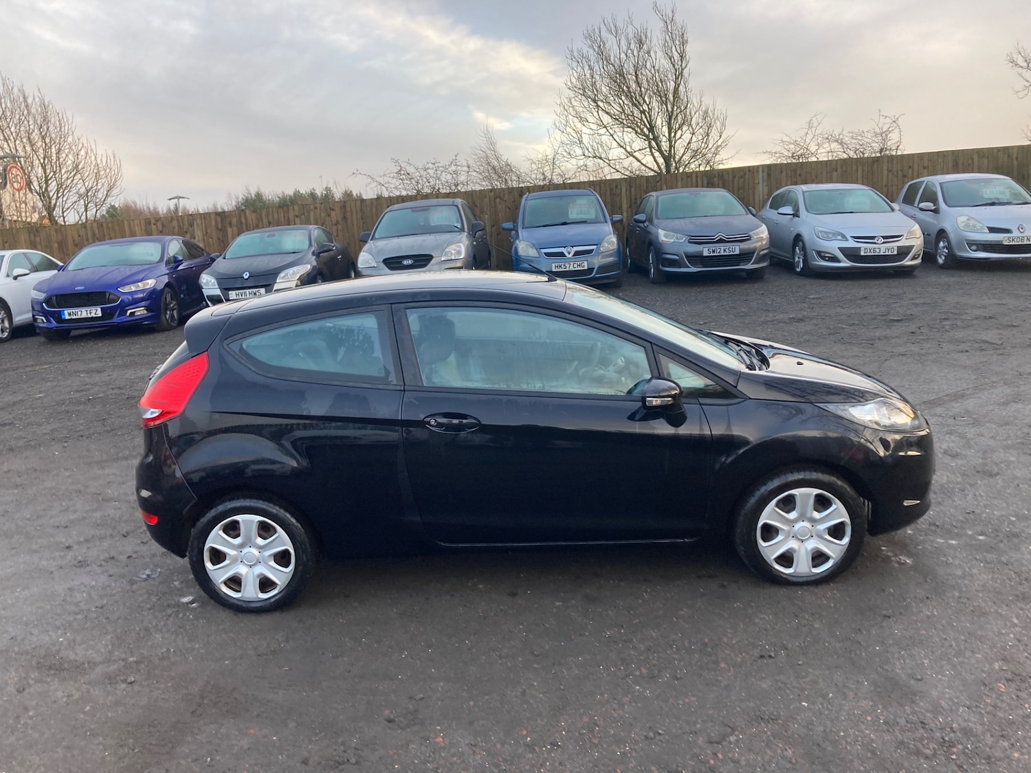 Used Ford Fiesta 2010 for sale - 76947187: Photo 6