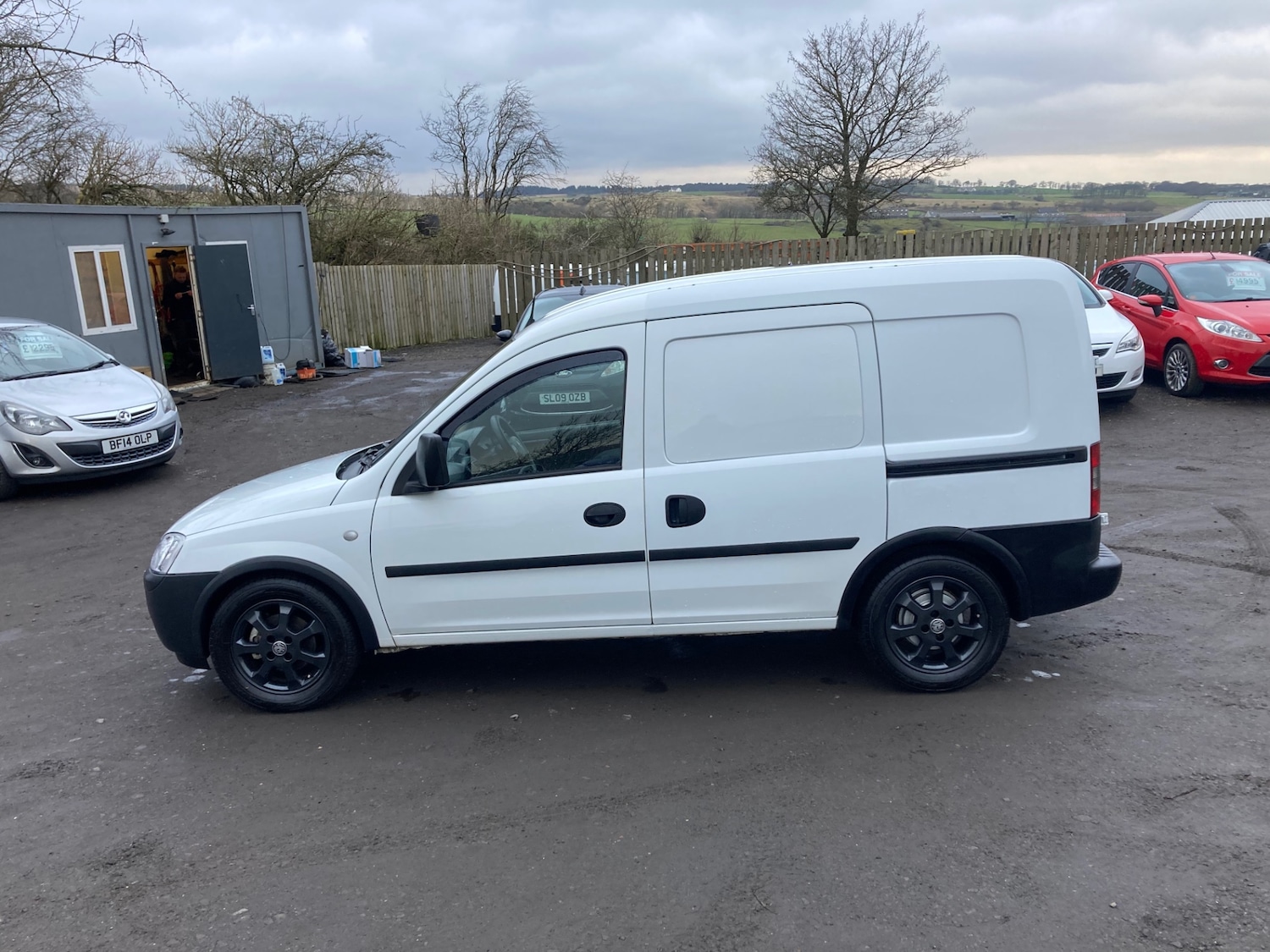 Used Vauxhall Combo 2010 for sale - 77393630: Photo 2