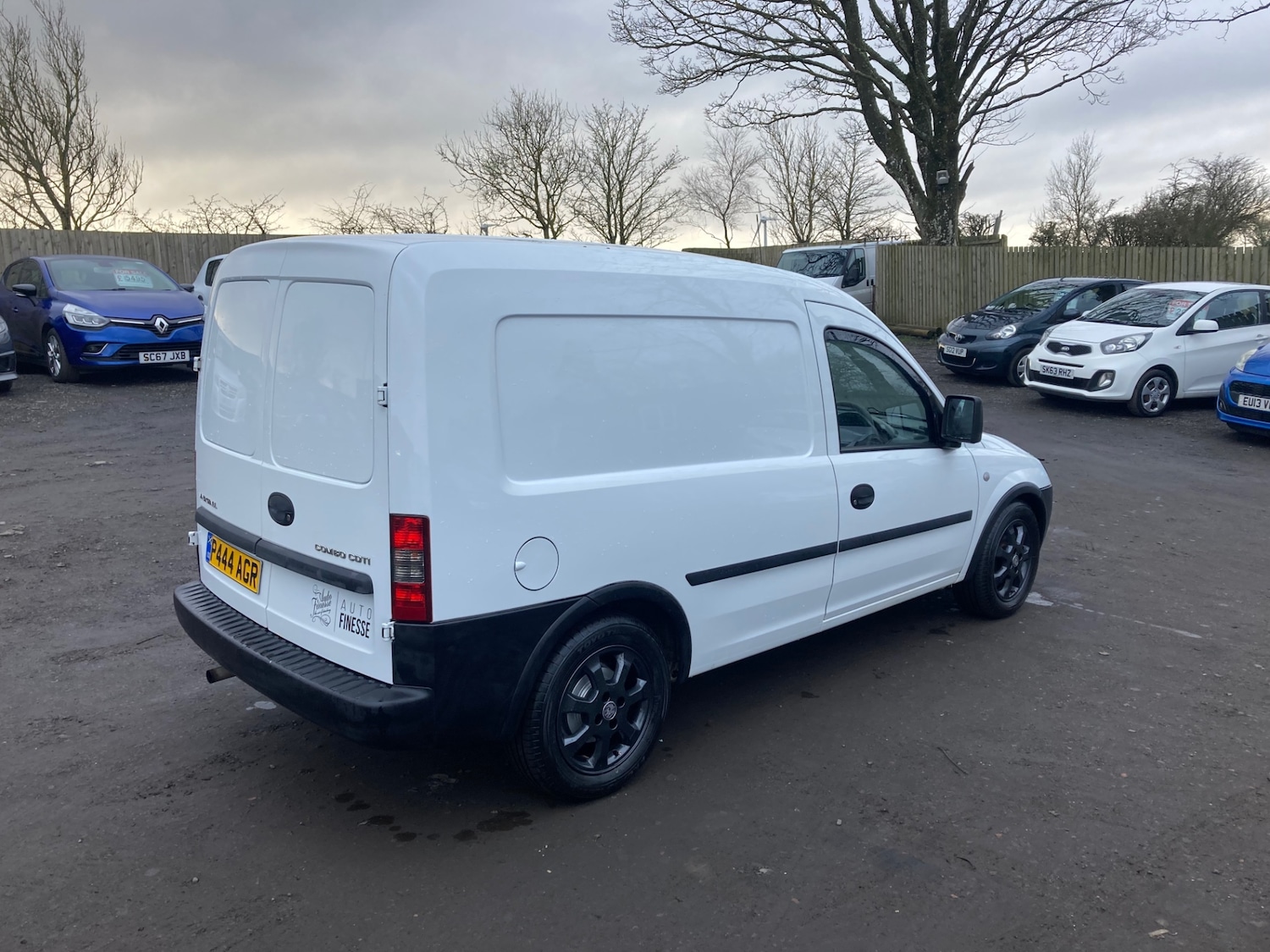 Used Vauxhall Combo 2010 for sale - 77393630: Photo 4